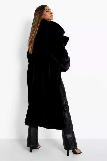 Manteau long en fausse fourrure premium